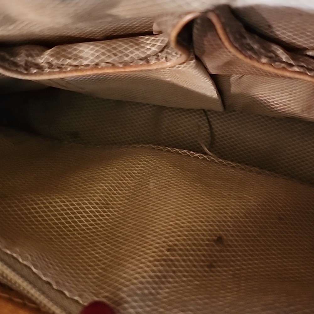 Purse - Picture 10 of 16